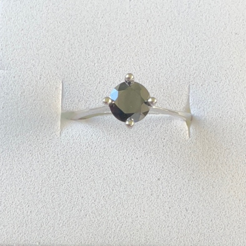 Elegant Silver Ring with Deep Blue, almost black Stone ..925 silver..NWOT